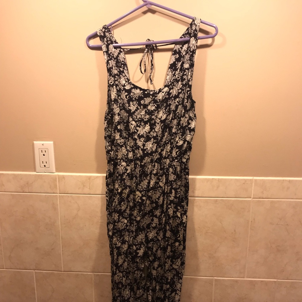 Romper - Picture 2 of 2